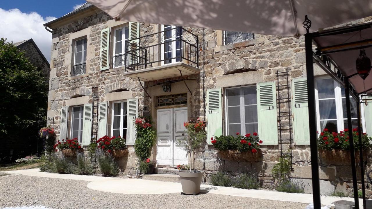 La Maison Bourgeoise Saint-Priest-des-Champs ภายนอก รูปภาพ